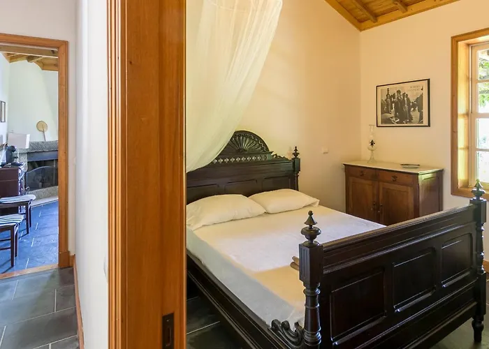 בית נופש Tapadinho Nature And Pool - Countryside קסטלו דה פייבה